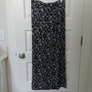 Floral Maxi Skirt with slit